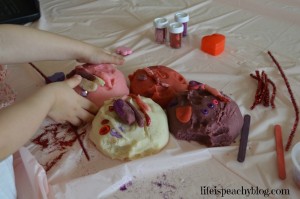 Valentine's Day Playdough Station | Life is Peachy