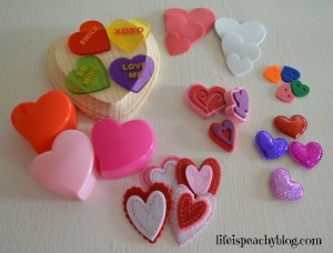 Find the Hearts Sensory Bin | Life is Peachy